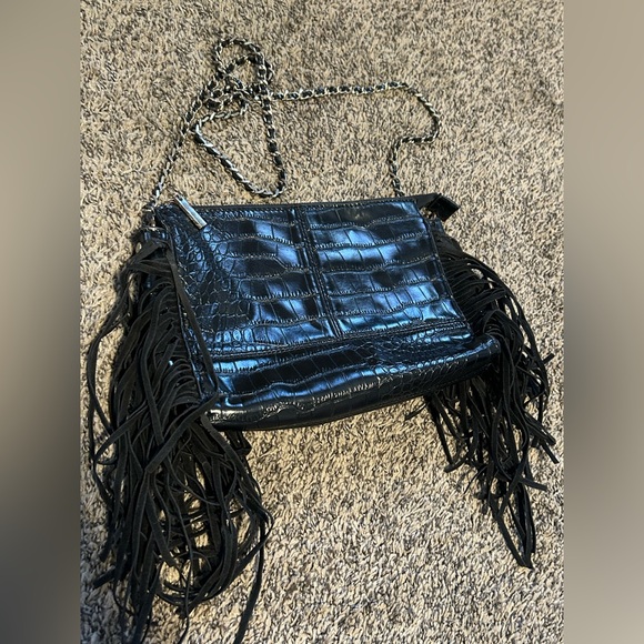 ZARA Black Croc-Embossed Fringe Shoulder Bag - Picture 1 of 4